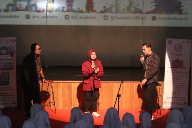 SMA Negeri 1 Jeruklagi Cilacap Kunjungi ISI Surakarta-8