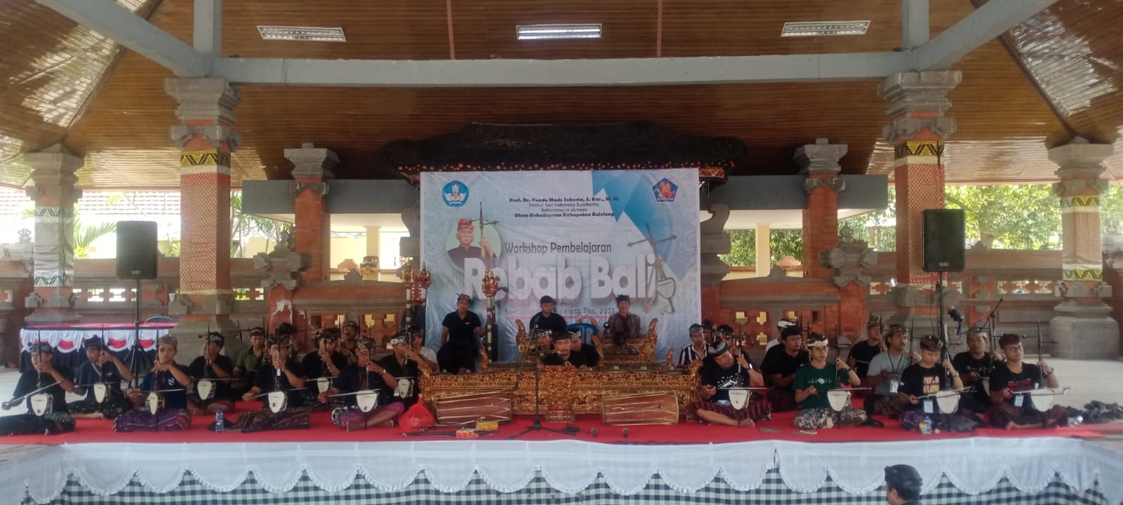 Peduli Langkanya Pemain Rebab ISI Surakarta Gelar Workshop di Buleleng Bali-1